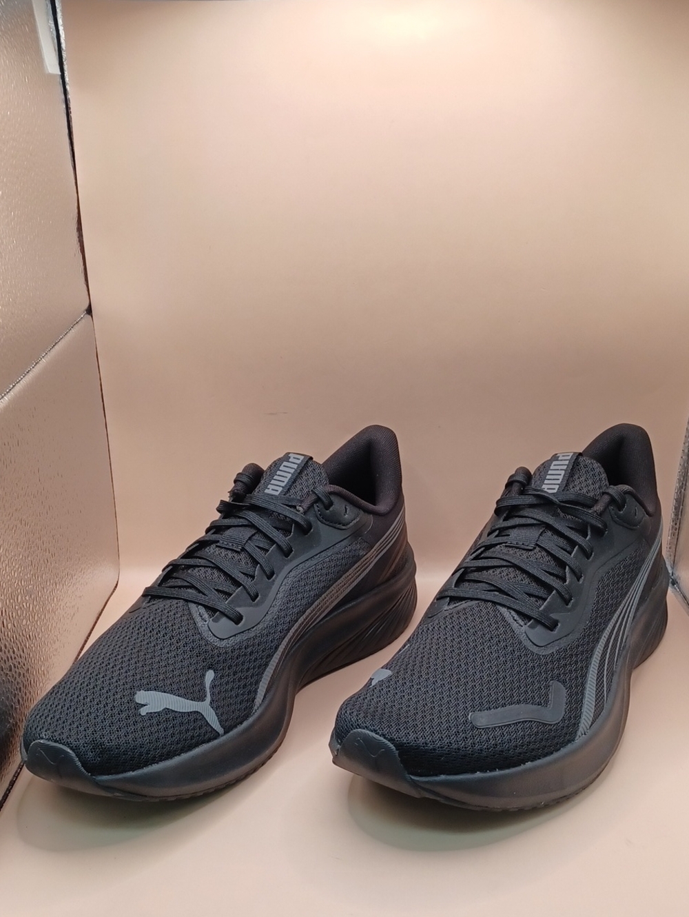 Puma Pounce Lite Low Top Sneaker-Black Men Size 11 US